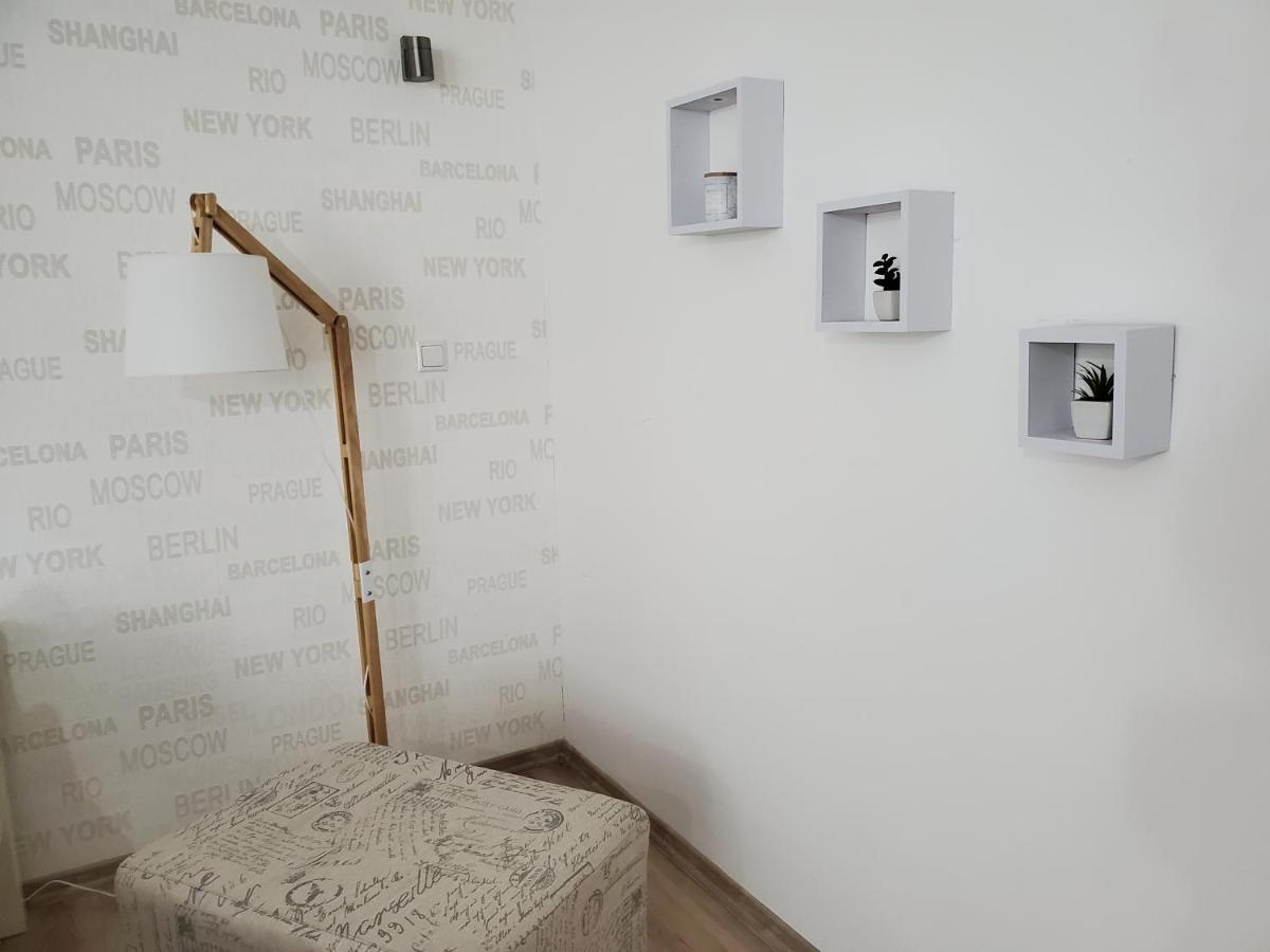 Sleep And Drive White Apartamento Saraievo Exterior foto
