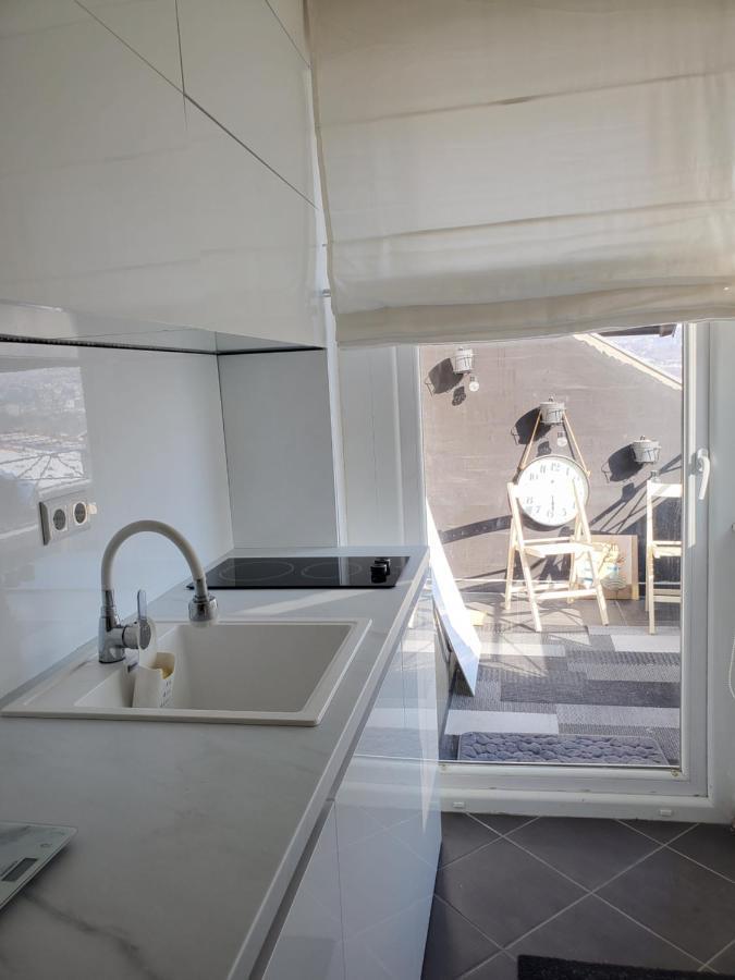 Sleep And Drive White Apartamento Saraievo Exterior foto