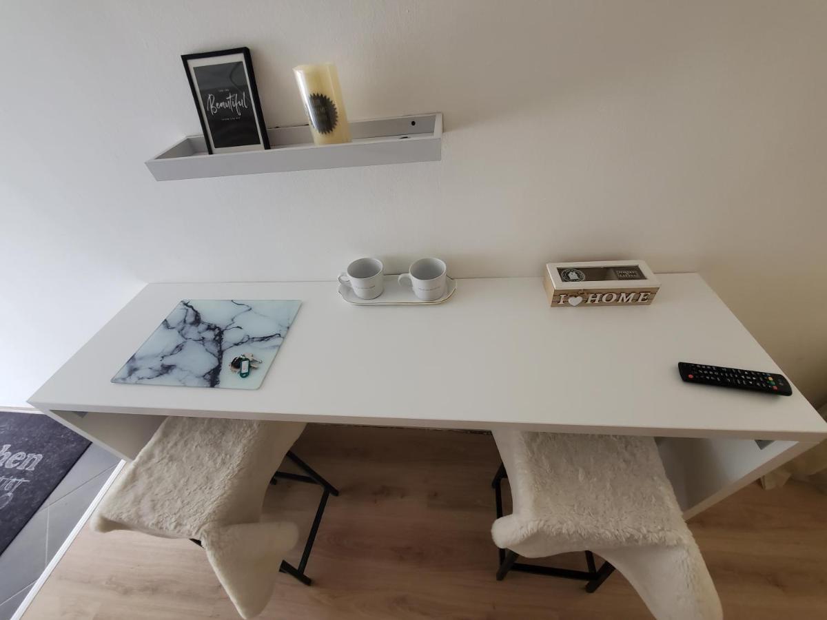Sleep And Drive White Apartamento Saraievo Exterior foto