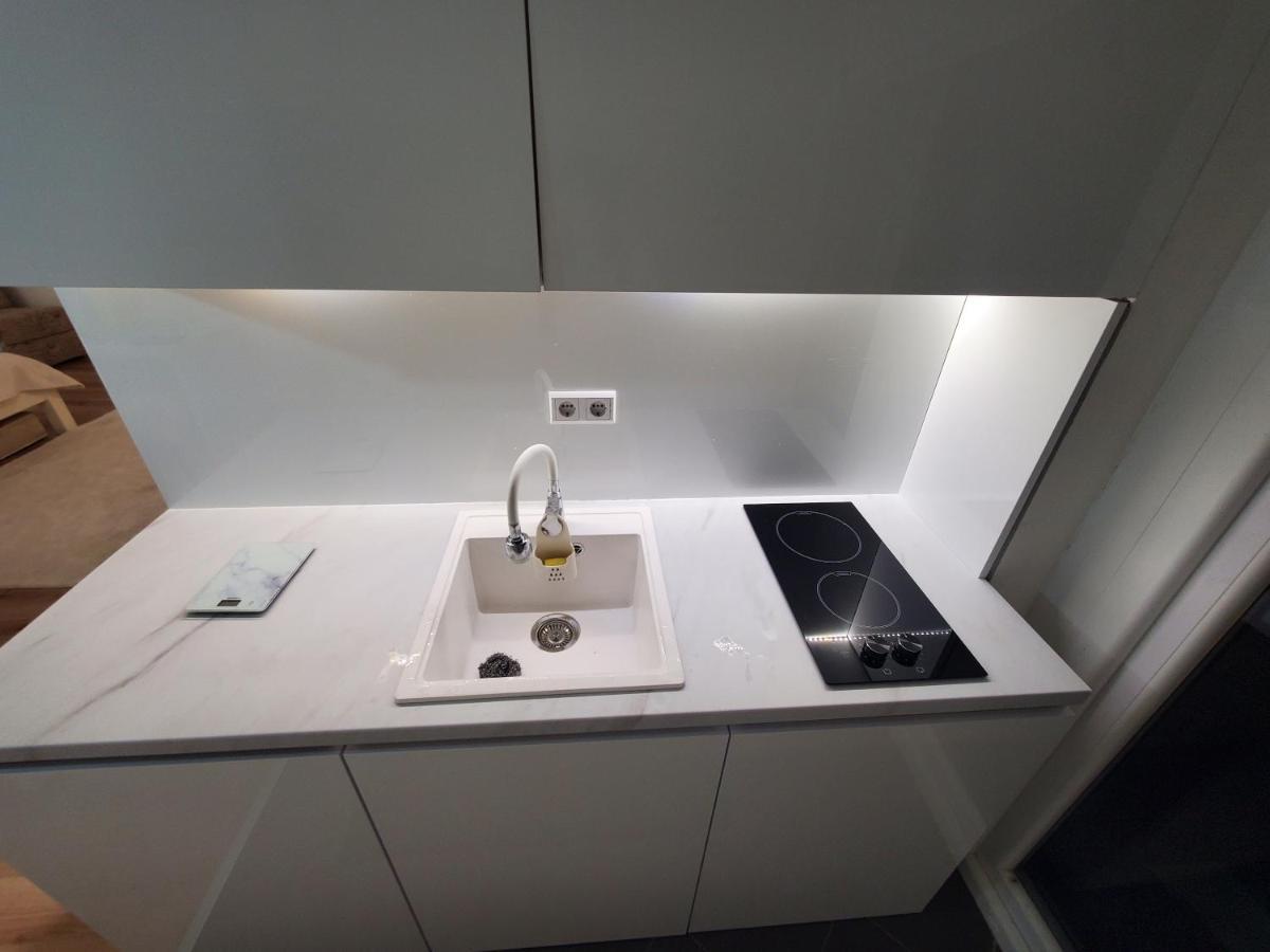 Sleep And Drive White Apartamento Saraievo Exterior foto
